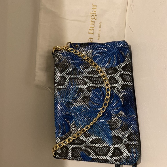 Sara Burglar blue handbag with gold chain. Never used. Excellent+ condition!! - Picture 5 of 5